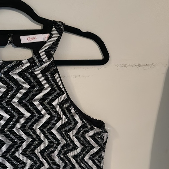 Candie's Black and White Zigzag Dress - Picture 4 of 11